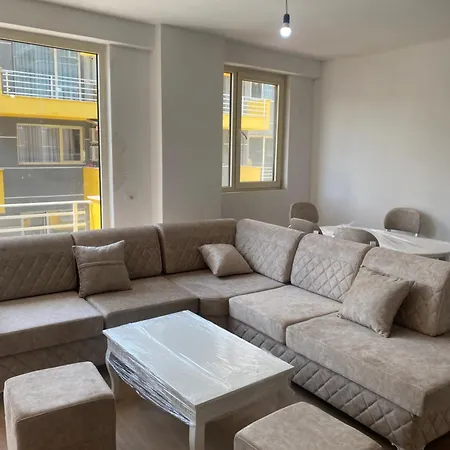 Aiginsflat Tirana