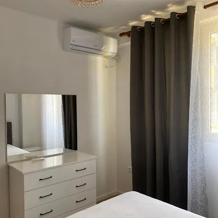 Aiginsflat Apartment Tirana
